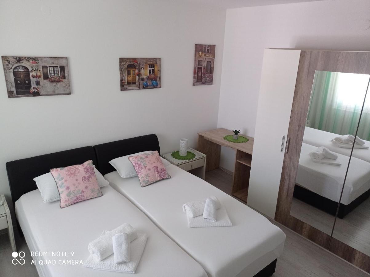 Simb Apartment *